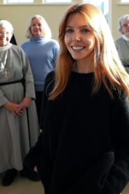 Oglądaj film Stacey Dooley: Inside the Convent PL